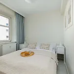 Funkcjonalne Blisko Zamku Ksiazat Pomorskich W Szczecinie By Renters 아파트 *