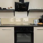 아파트 Funkcjonalne Blisko Zamku Ksiazat Pomorskich W Szczecinie By Renters 슈체친