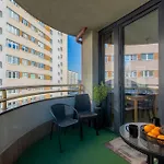 Funkcjonalne Blisko Zamku Ksiazat Pomorskich W Szczecinie By Renters 아파트 슈체친