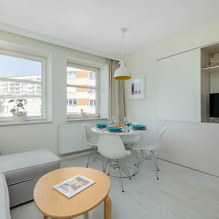 Funkcjonalne Blisko Zamku Ksiazat Pomorskich W Szczecinie By Renters *