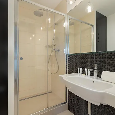 Funkcjonalne Blisko Zamku Ksiazat Pomorskich W Szczecinie By Renters 아파트 슈체친