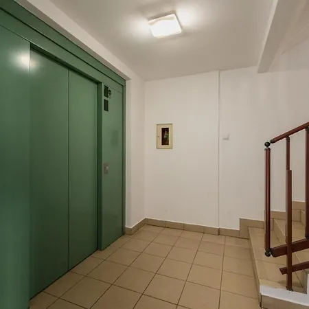 Funkcjonalne Blisko Zamku Ksiazat Pomorskich W Szczecinie By Renters Appartement *